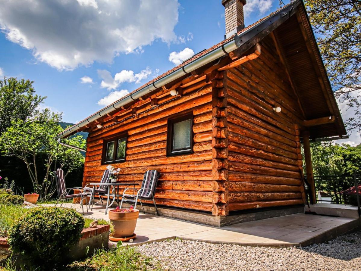 Home Eden Dobrenica Bihać Buitenkant foto